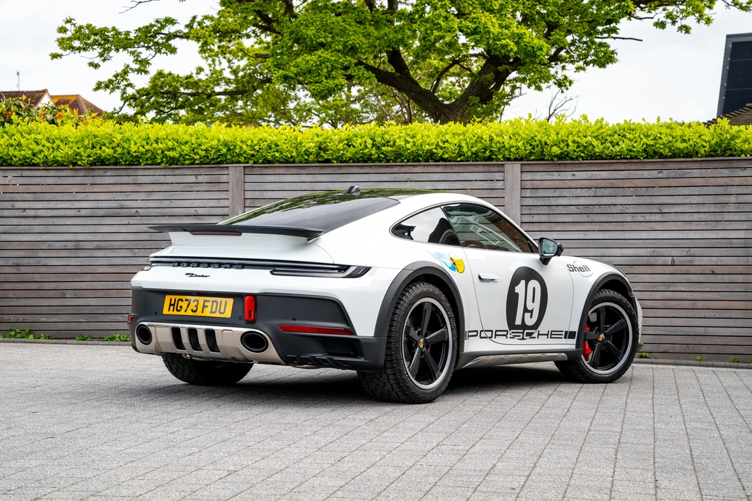 2023 Porsche 992 Dakar - Image 7 of 31