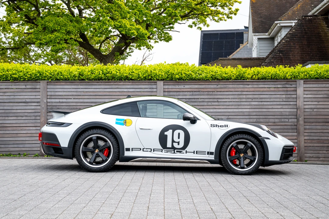 2023 Porsche 992 Dakar - Image 8 of 31