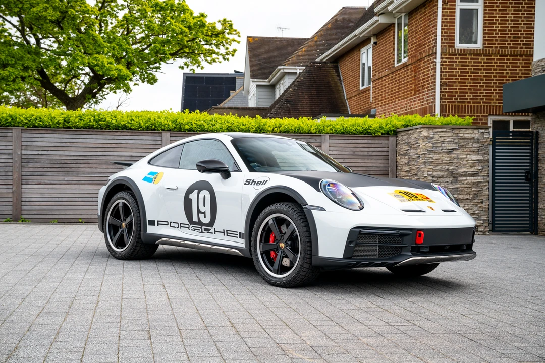 2023 Porsche 992 Dakar - Image 9 of 31