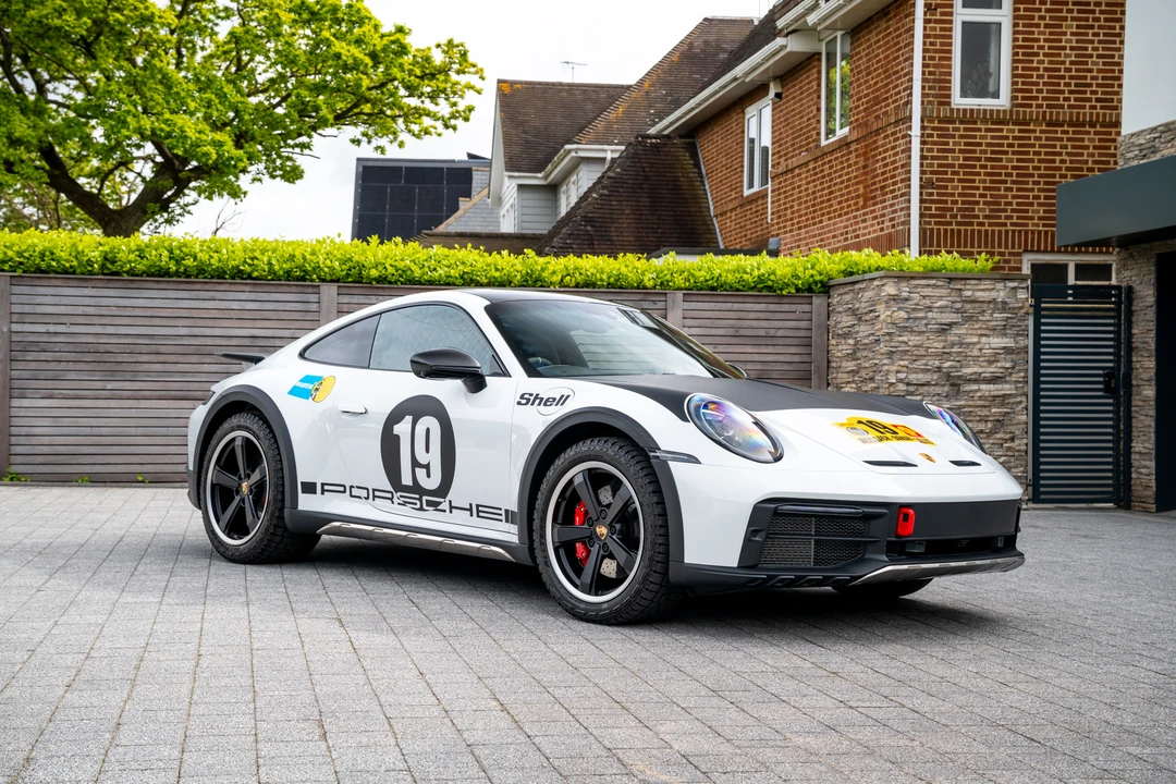 2023 Porsche 992 Dakar - Image 19 of 31