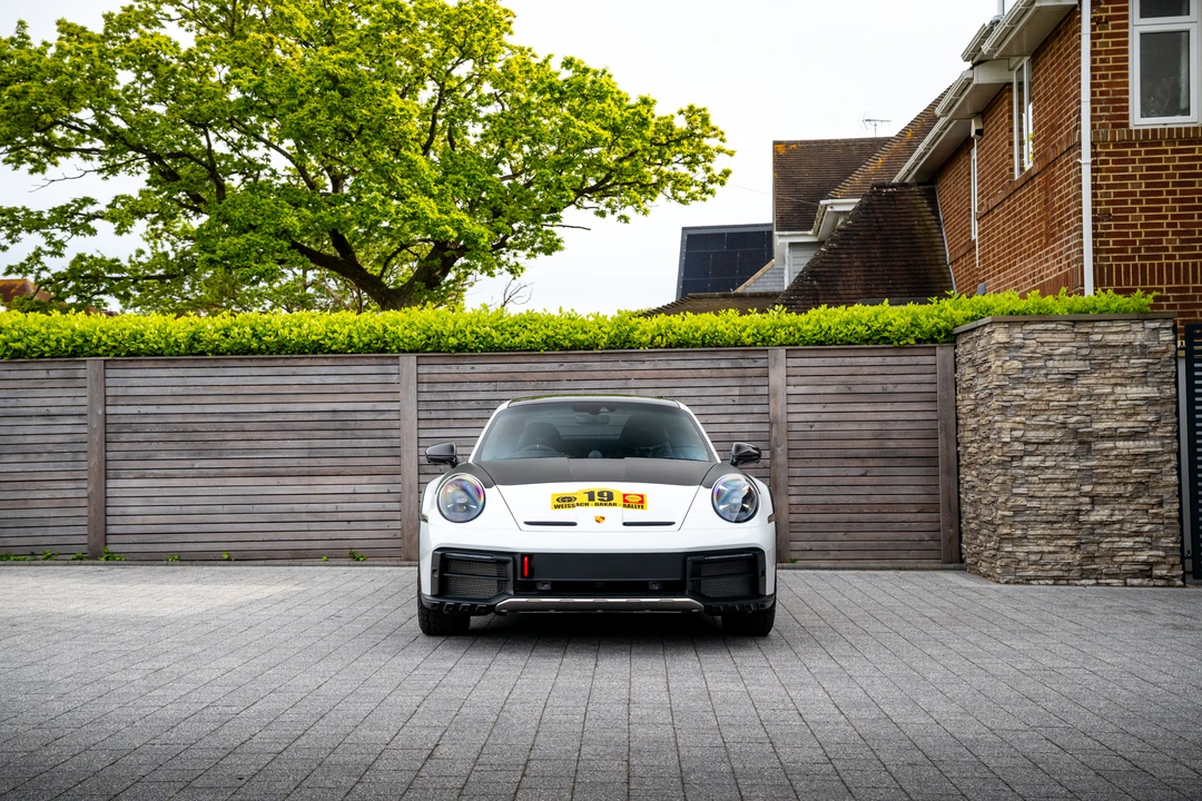 2023 Porsche 992 Dakar - Image 10 of 31