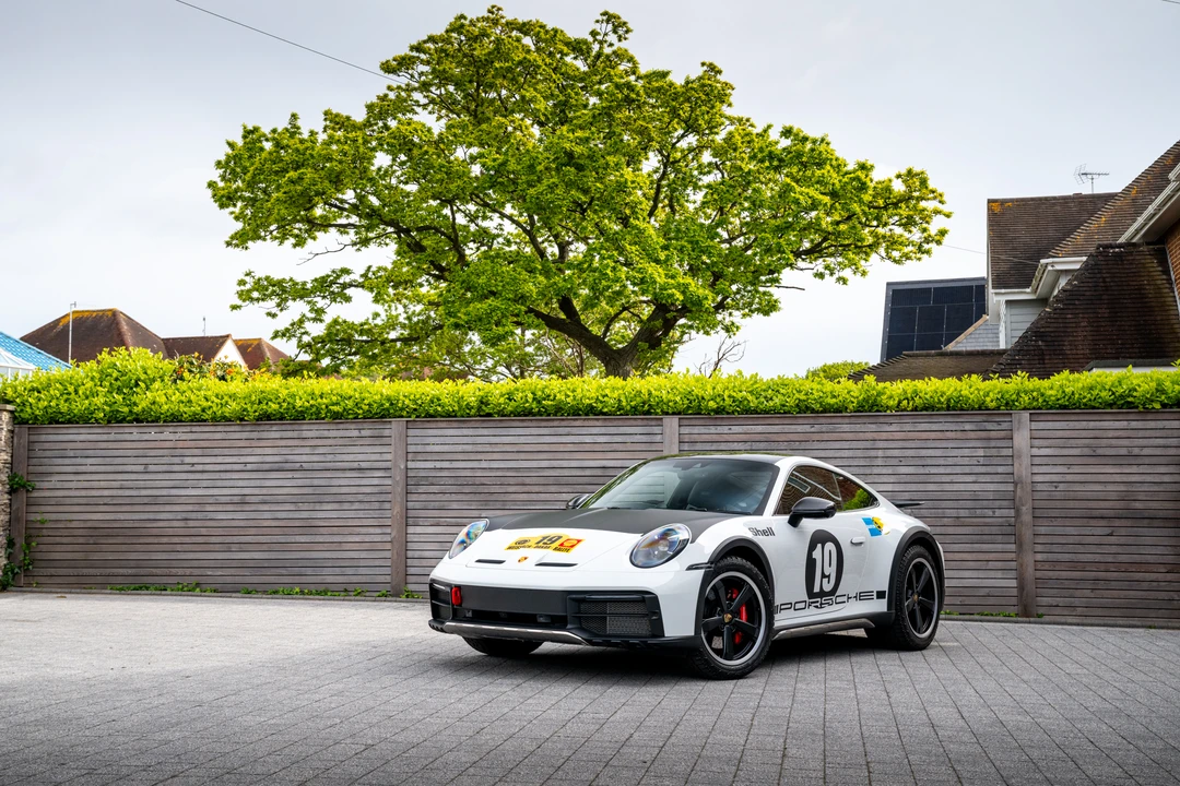 2023 Porsche 992 Dakar - Image 11 of 31