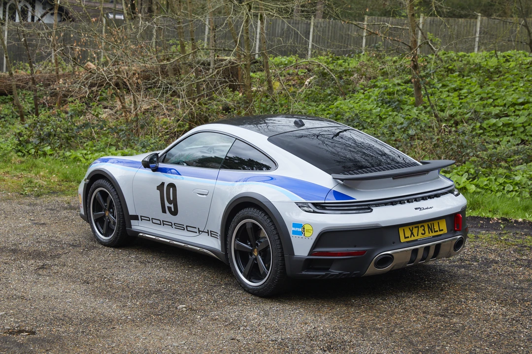 2023 Porsche 992 Dakar - Image 5 of 31
