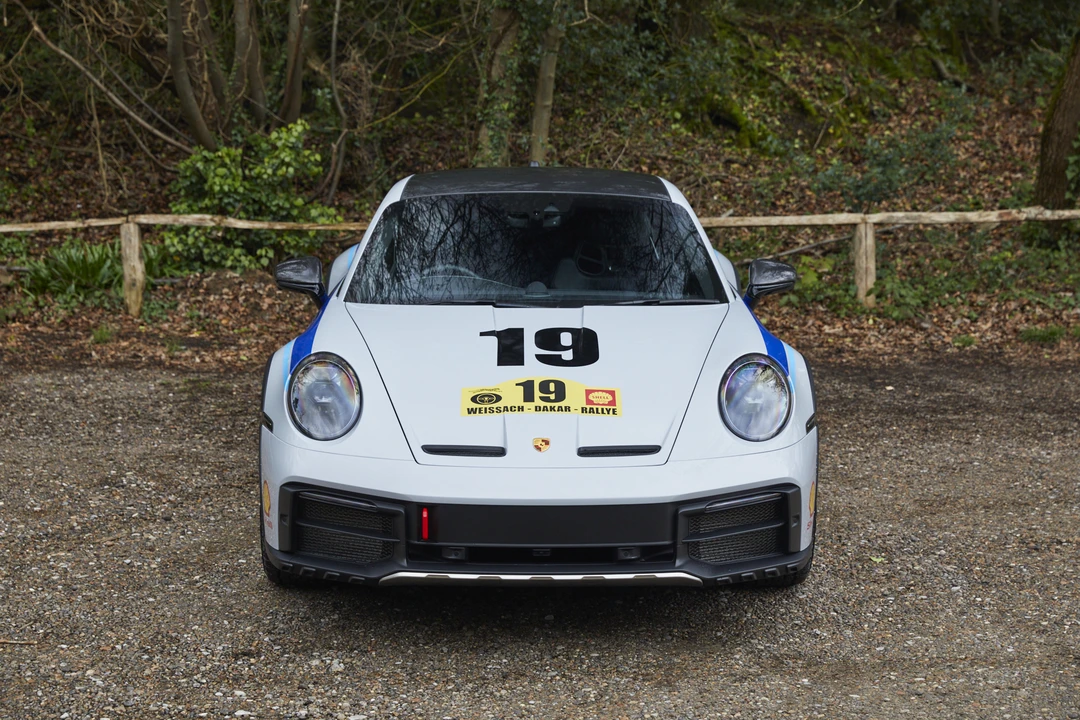2023 Porsche 992 Dakar - Image 2 of 31
