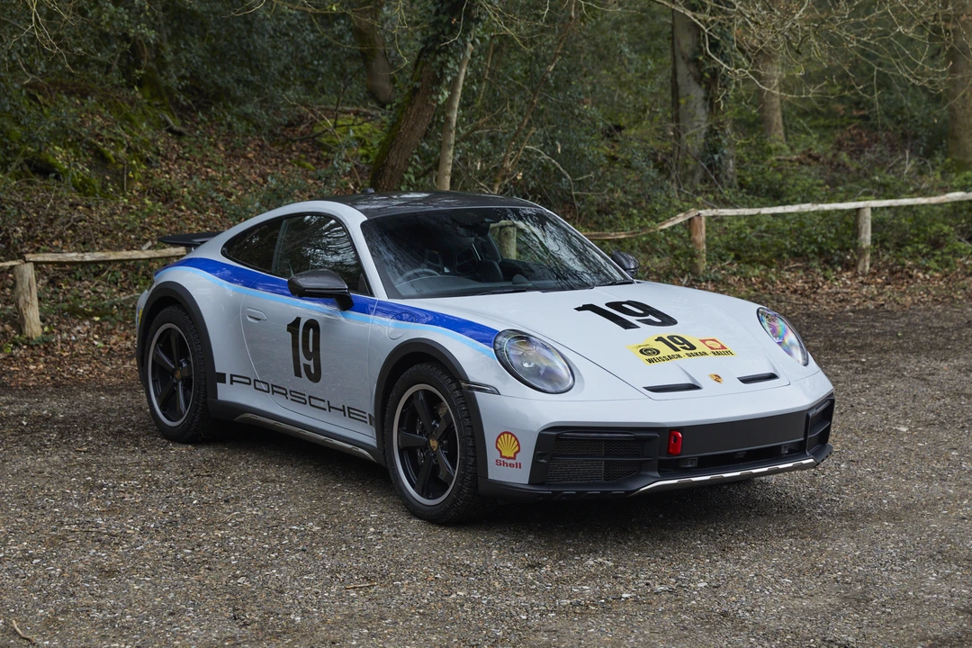 2023 Porsche 992 Dakar - Image 9 of 31