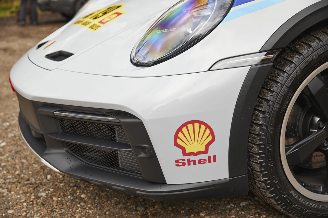 2023 Porsche 992 Dakar - Image 28 of 31