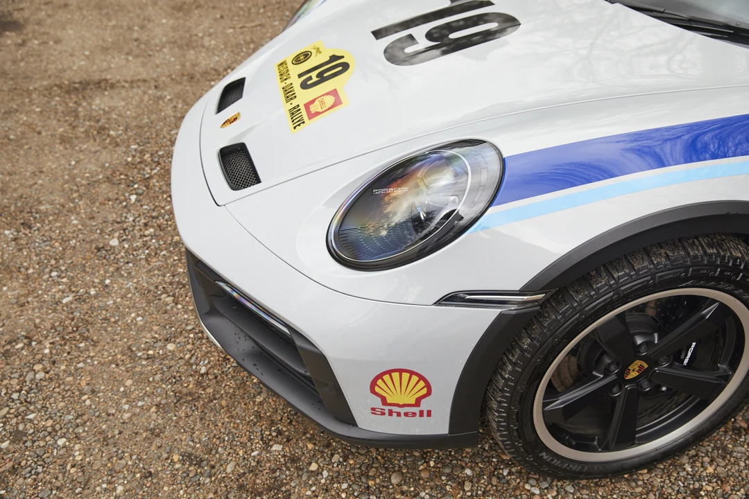 2023 Porsche 992 Dakar - Image 29 of 31