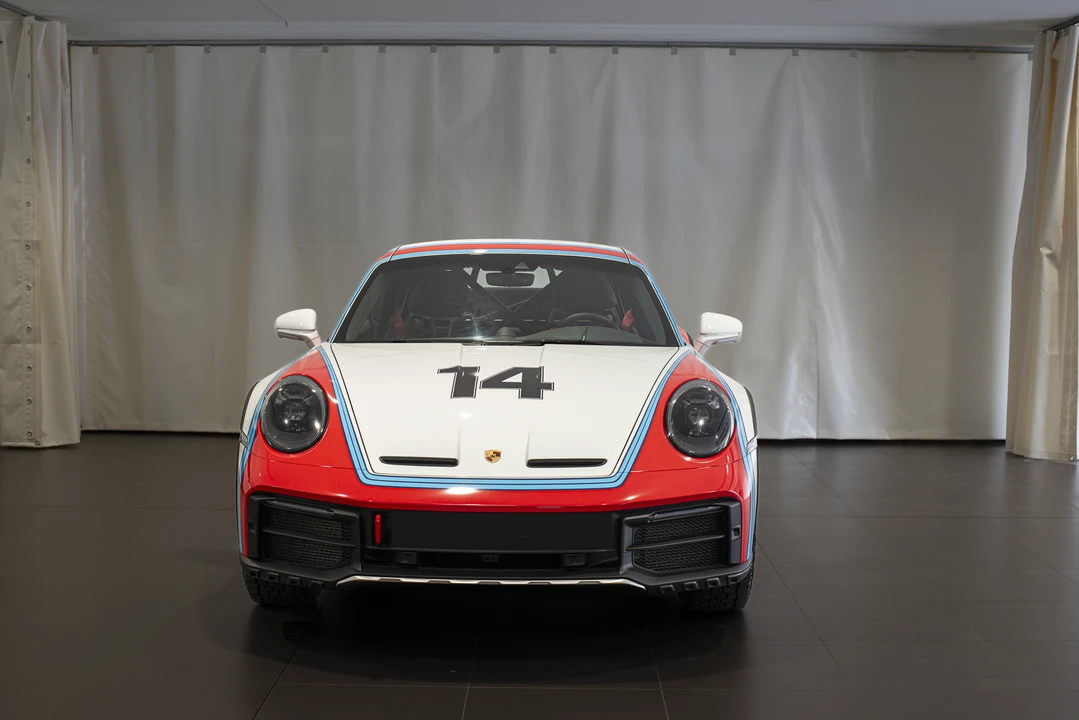 2023 Porsche 992 Dakar - Image 10 of 31