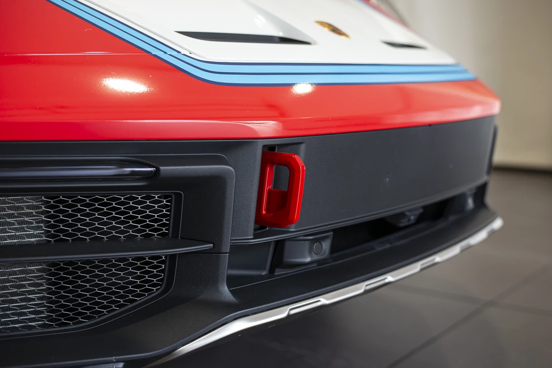 2023 Porsche 992 Dakar - Image 16 of 31
