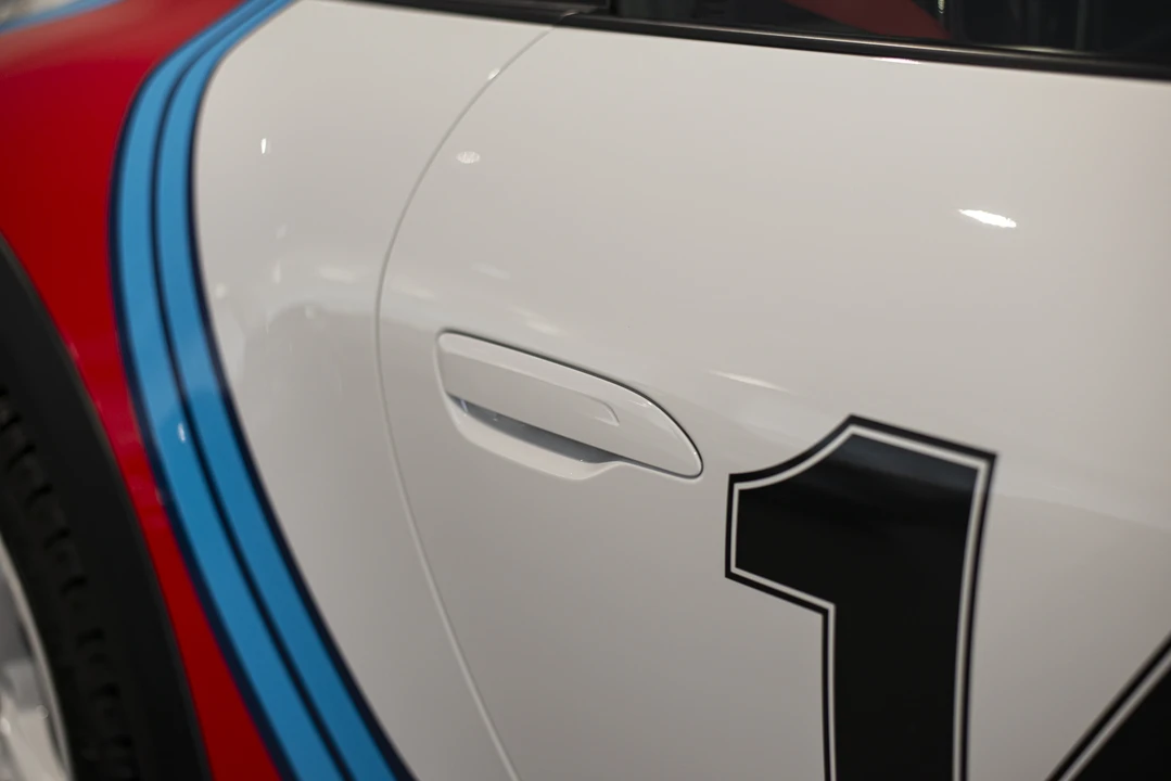 2023 Porsche 992 Dakar - Image 27 of 31