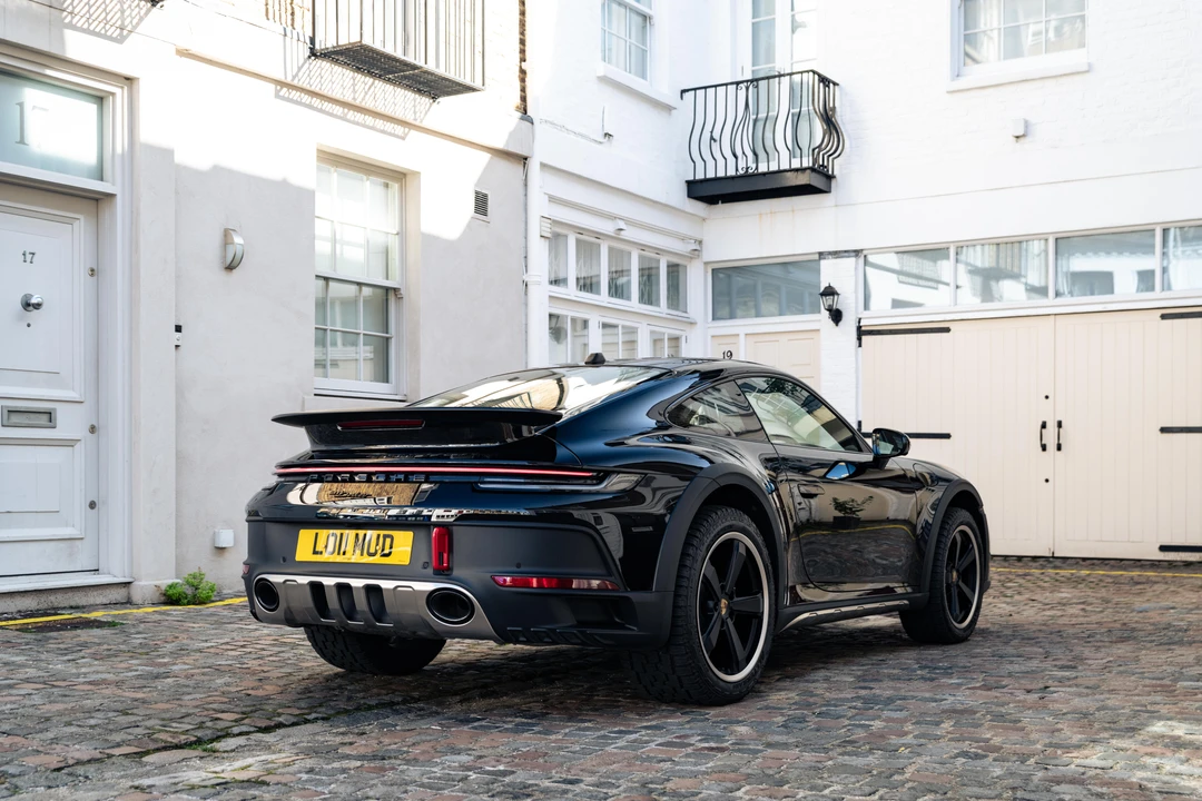 2023 Porsche 992 Dakar - Image 14 of 31