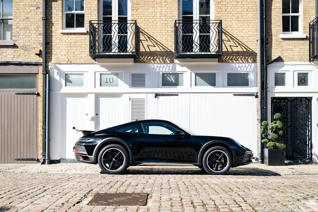 2023 Porsche 992 Dakar - Image 5 of 31