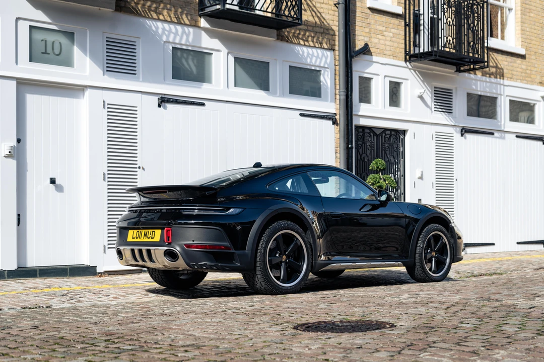 2023 Porsche 992 Dakar - Image 6 of 31