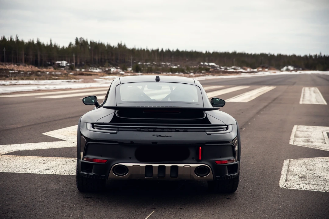 2023 Porsche 992 Dakar - Image 6 of 31