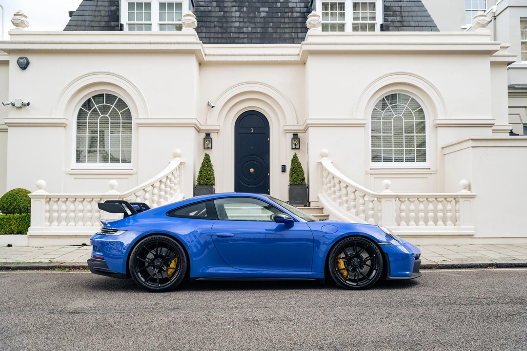 2023 Porsche 992 GT3 - Image 15 of 31