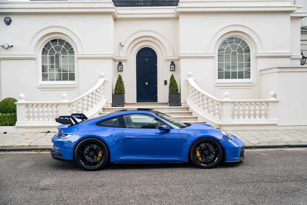 2023 Porsche 992 GT3 - Image 16 of 31