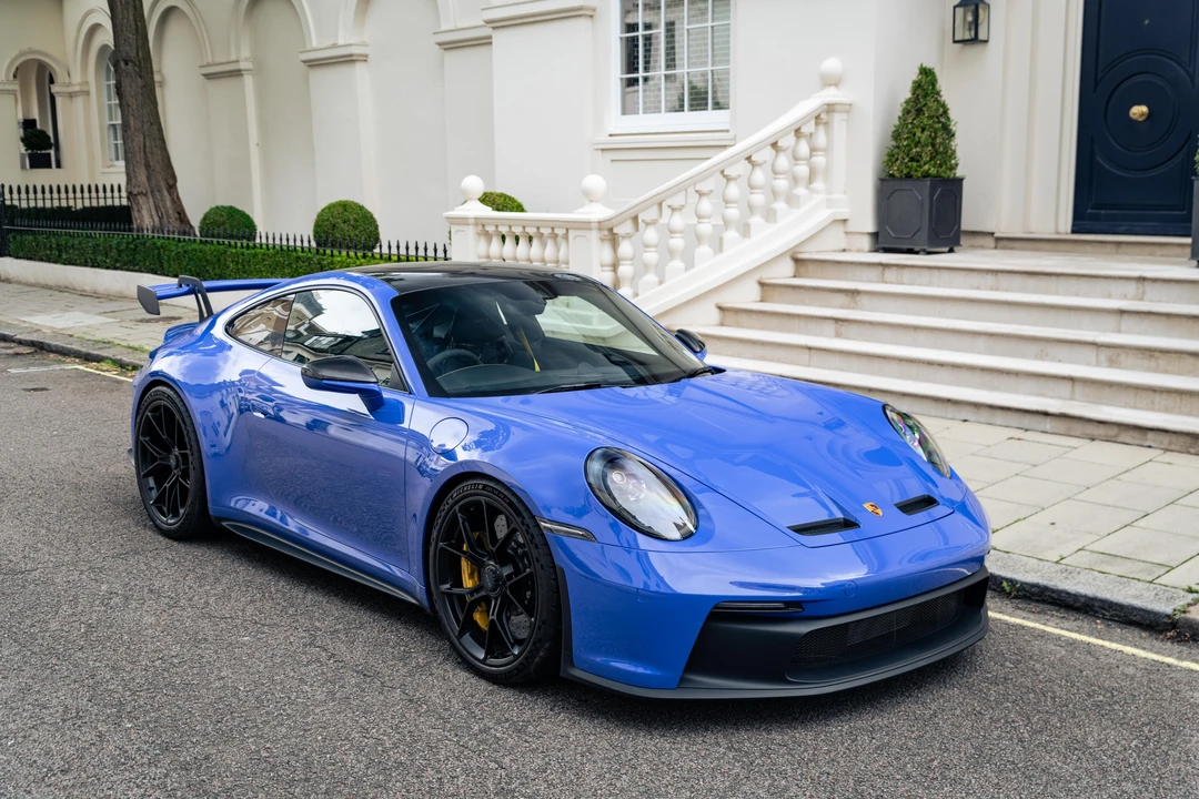 2023 Porsche 992 GT3 - Image 14 of 31