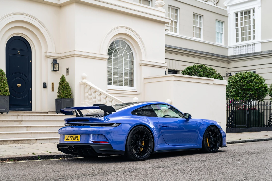 2023 Porsche 992 GT3 - Image 17 of 31