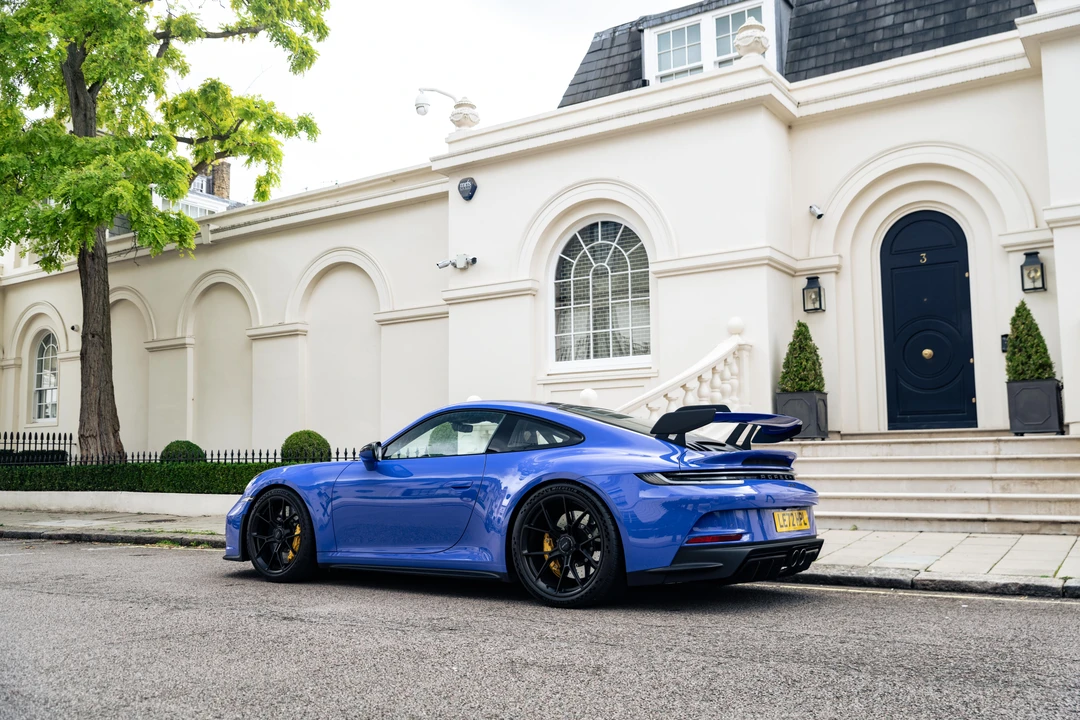 2023 Porsche 992 GT3 - Image 9 of 31
