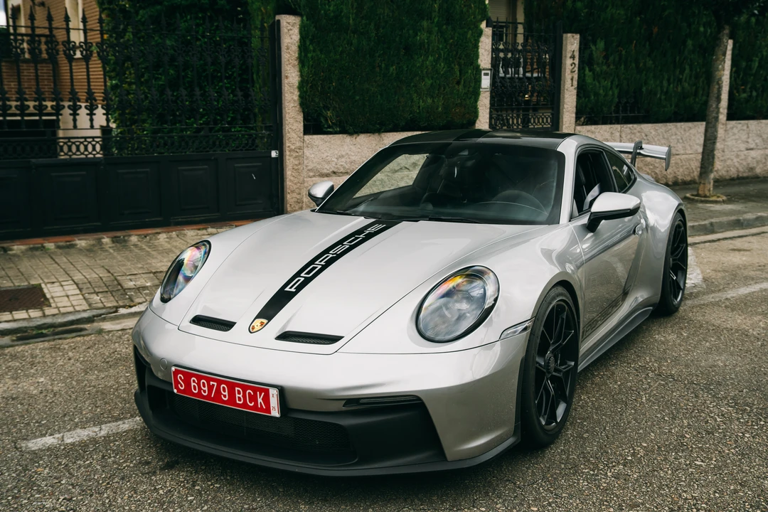 2022 Porsche 992 GT3 - Image 3 of 31