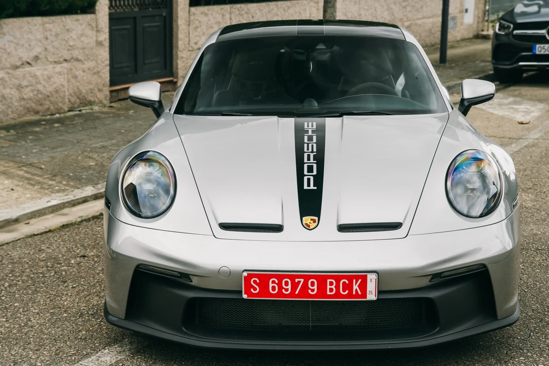 2022 Porsche 992 GT3 - Image 2 of 31