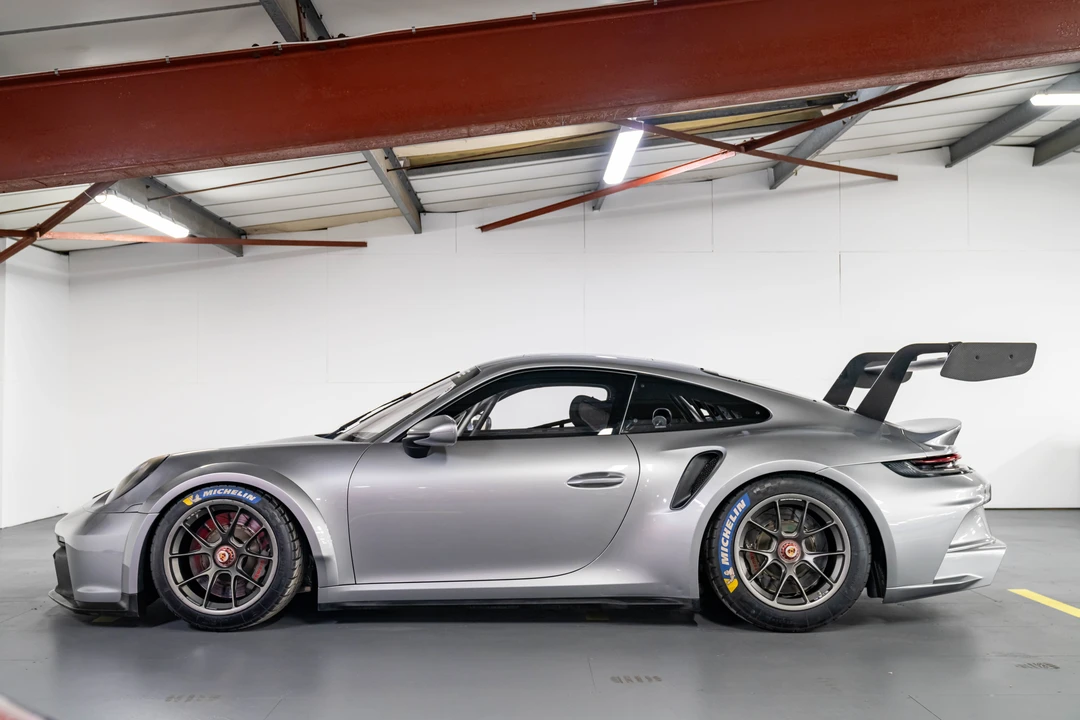 2023 Porsche 992 GT3 - Image 10 of 31
