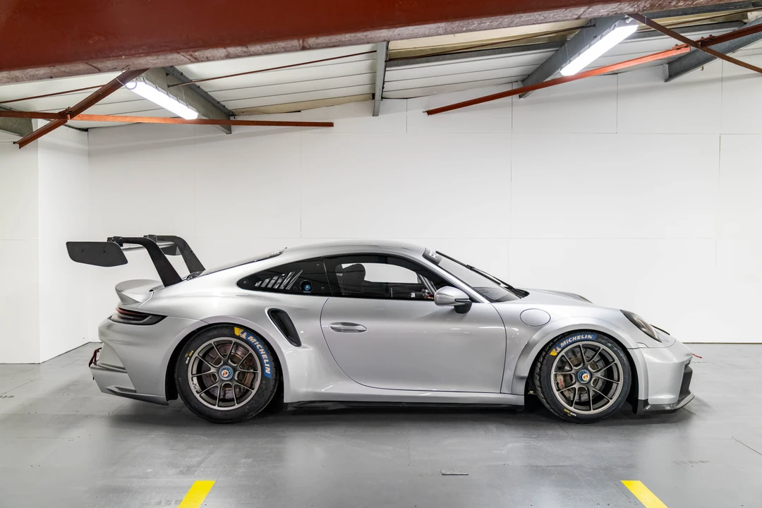 2023 Porsche 992 GT3 - Image 7 of 31