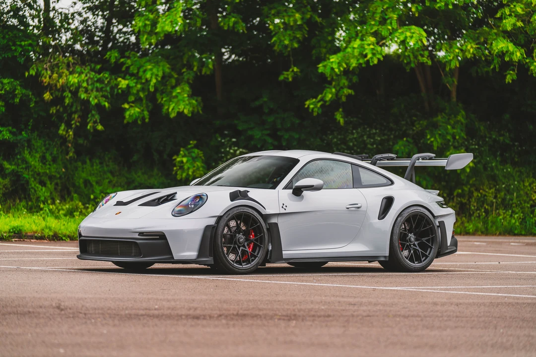 2023 Porsche 992 GT3 RS - Image 3 of 31