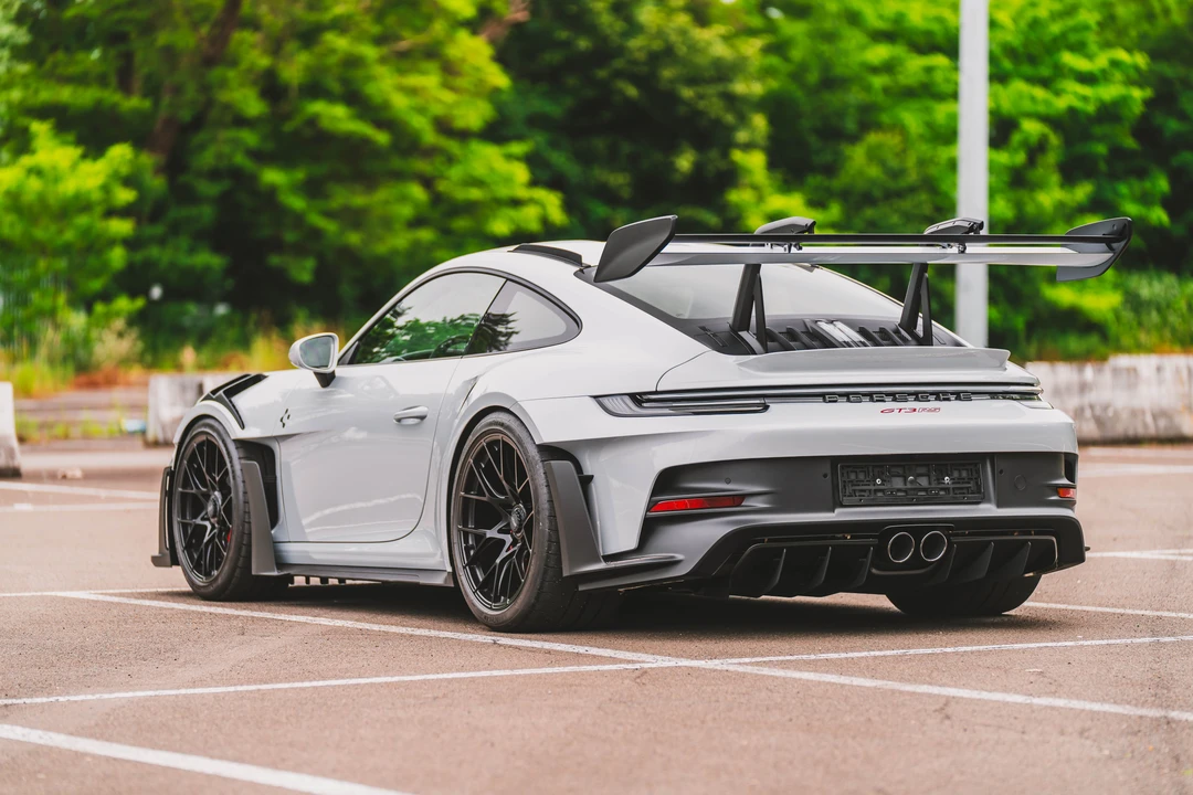 2023 Porsche 992 GT3 RS - Image 13 of 31