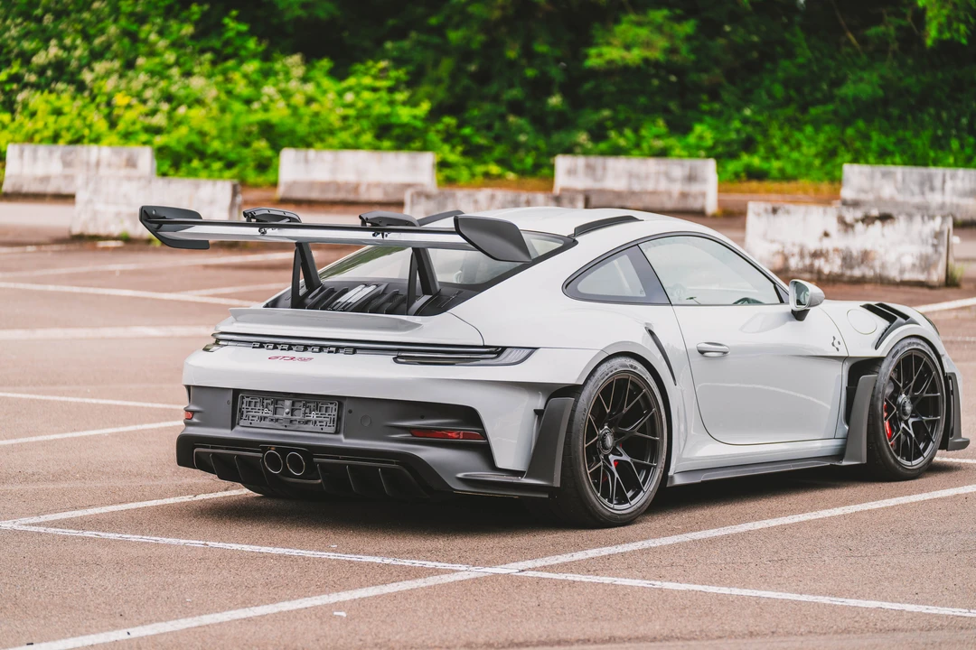 2023 Porsche 992 GT3 RS - Image 7 of 31