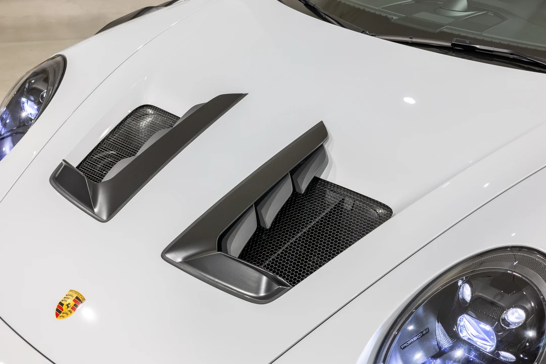 2023 Porsche 992 GT3 RS - Image 18 of 31