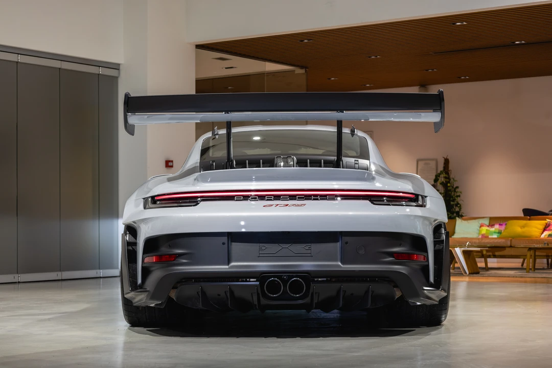 2023 Porsche 992 GT3 RS - Image 7 of 31