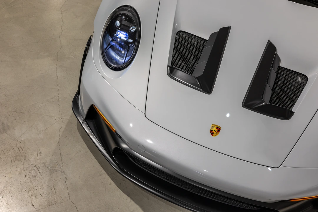 2023 Porsche 992 GT3 RS - Image 26 of 31