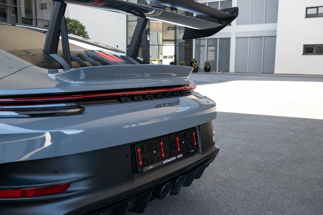 2022 Porsche 992 GT3 RS - Image 28 of 31