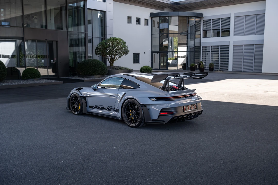 2022 Porsche 992 GT3 RS - Image 7 of 31