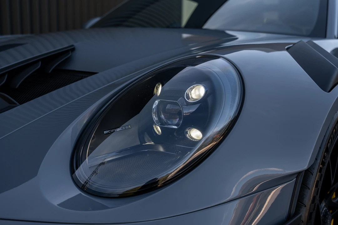 2022 Porsche 992 GT3 RS - Image 21 of 31