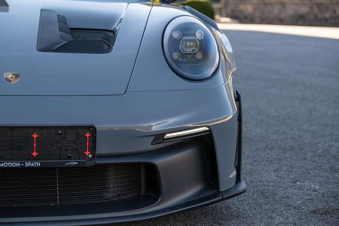 2022 Porsche 992 GT3 RS - Image 23 of 31