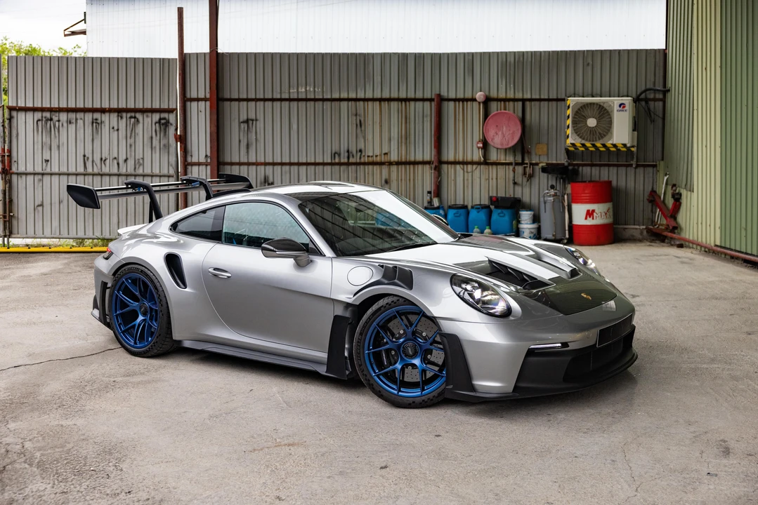 2023 Porsche 992 GT3 RS - Image 15 of 31