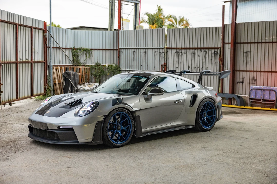 2023 Porsche 992 GT3 RS - Image 3 of 31