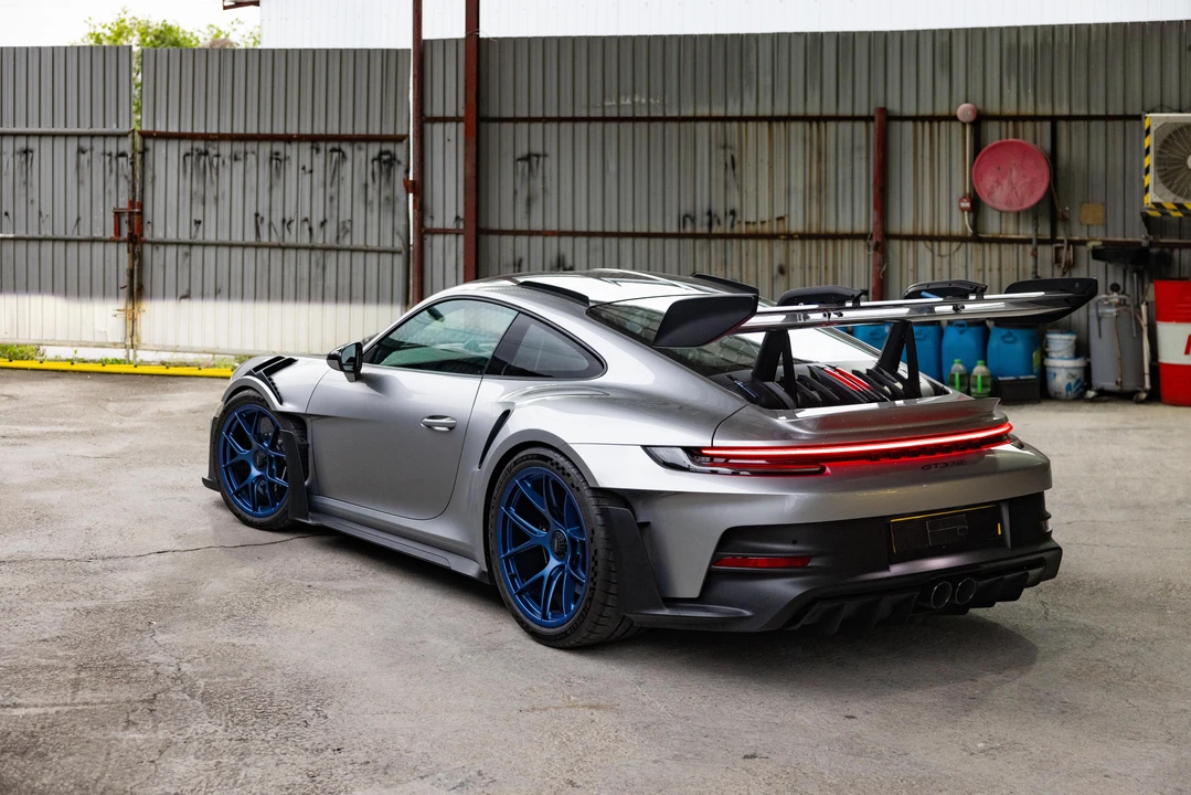 2023 Porsche 992 GT3 RS - Image 5 of 31