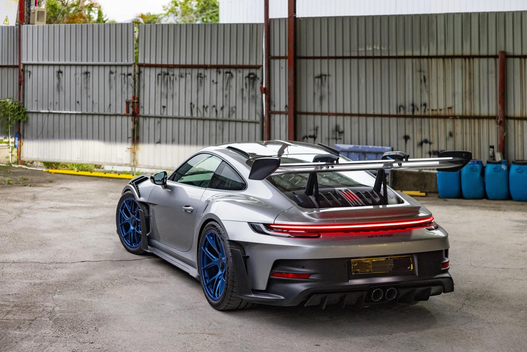 2023 Porsche 992 GT3 RS - Image 13 of 31