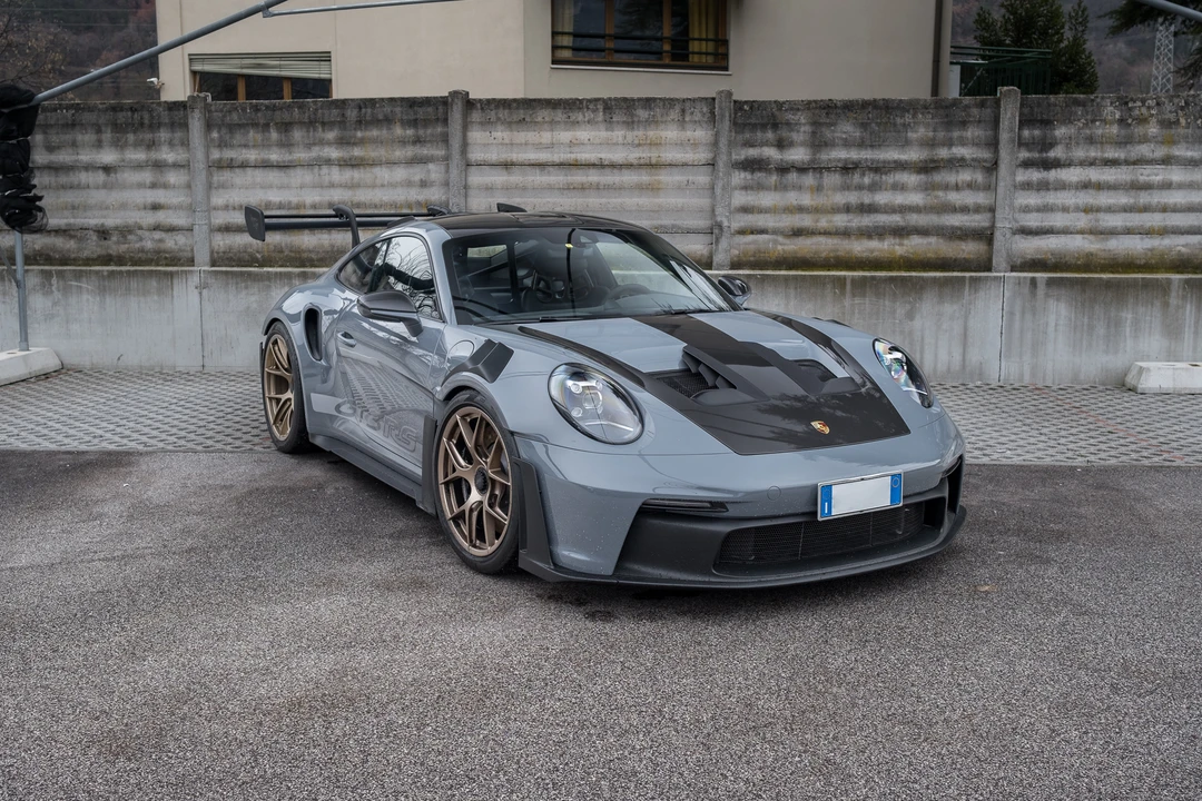 2023 Porsche 992 GT3 RS - Image 9 of 31