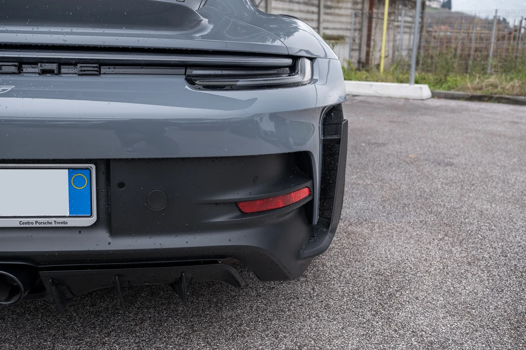 2023 Porsche 992 GT3 RS - Image 27 of 31