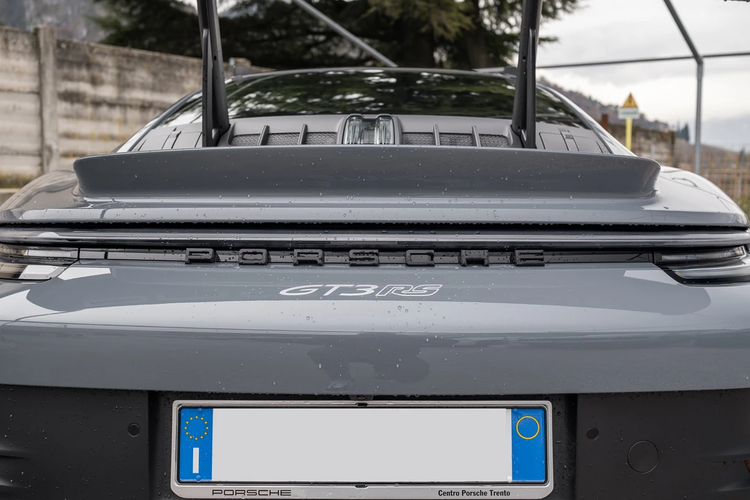 2023 Porsche 992 GT3 RS - Image 28 of 31