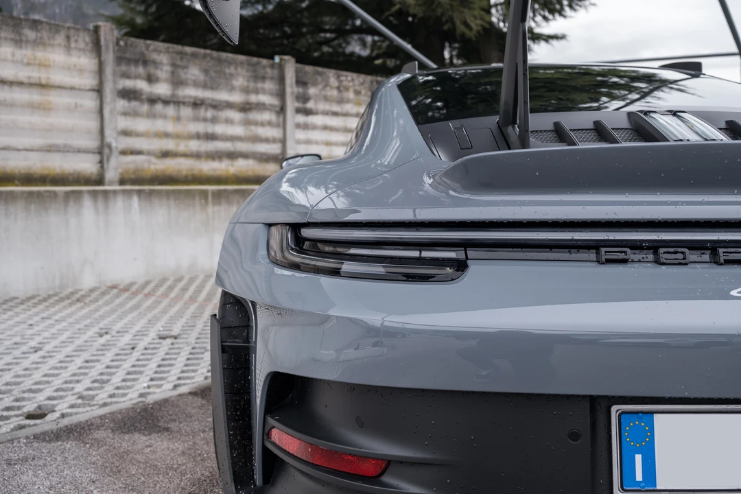 2023 Porsche 992 GT3 RS - Image 30 of 31