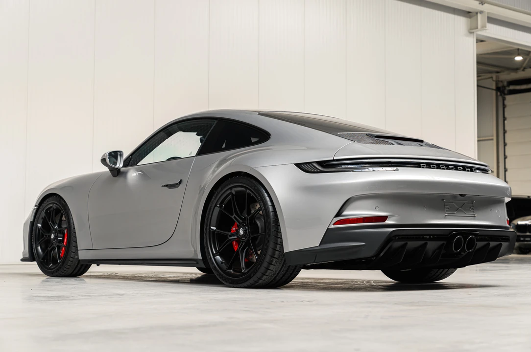 2023 Porsche 992 GT3 - Image 15 of 31
