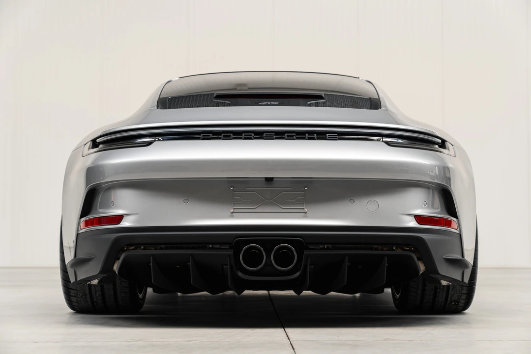 2023 Porsche 992 GT3 - Image 14 of 31