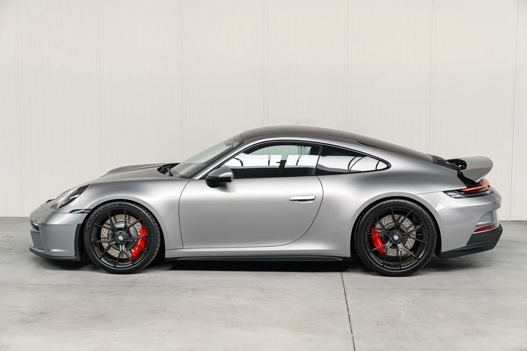 2023 Porsche 992 GT3 - Image 8 of 31