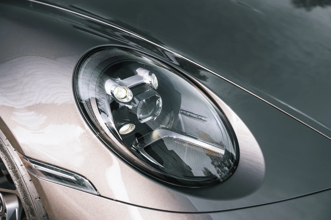 2023 Porsche 992 GT3 - Image 27 of 31