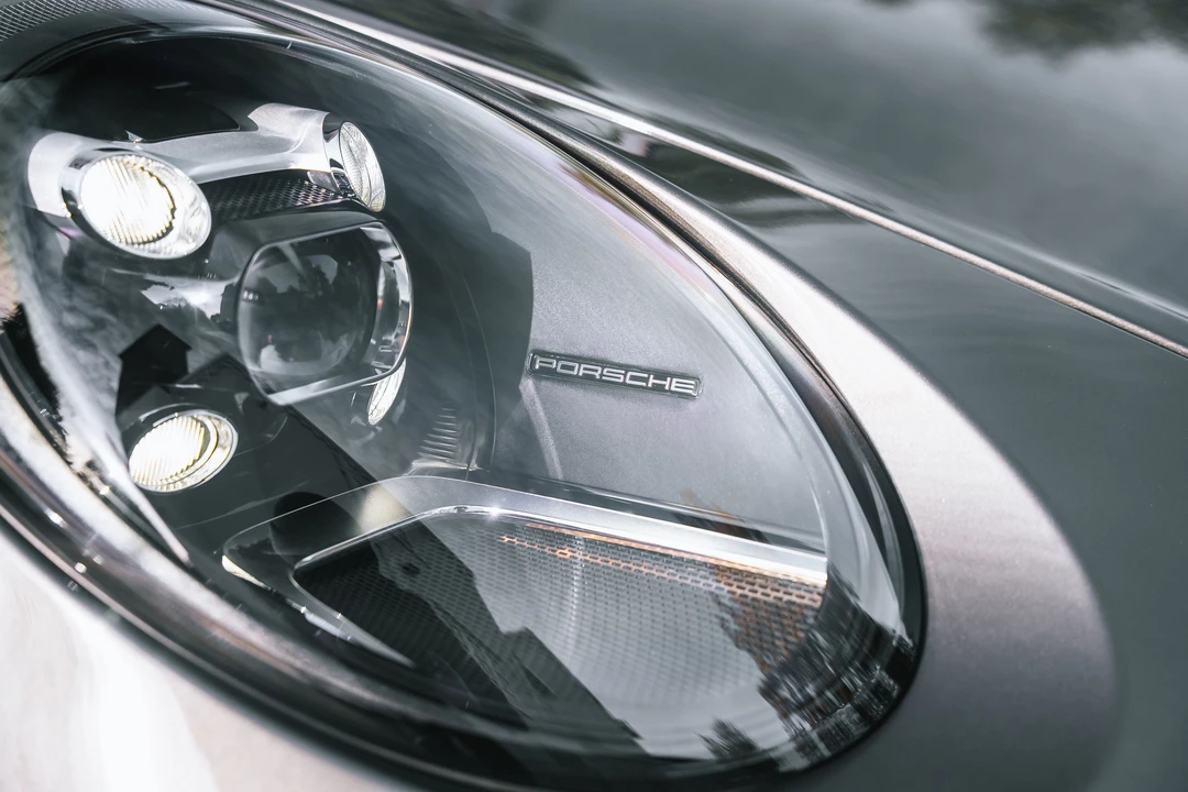2023 Porsche 992 GT3 - Image 28 of 31